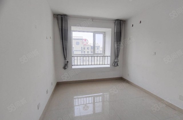 捡  了 二中东临 金柱大学城B区 三室两厅 免大税可按揭