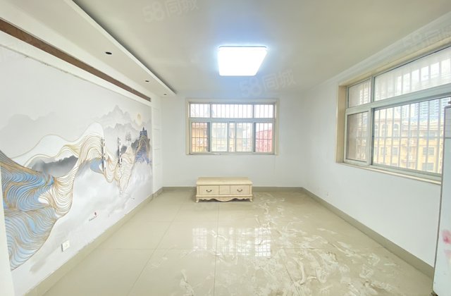 欧景丽都 西边户 全明户型 带地下室 低于市场价 三室朝阳