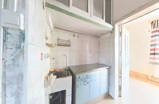 实验小区2室1厅37.58㎡26.8万二手房图片