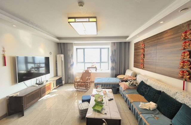 观景房！莲湖新城南区 徒骇河附近 房龄新 东边户带车位储藏室