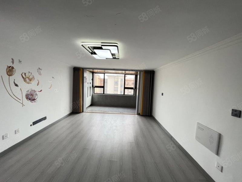 【10图】电梯复式 平顶 南北通透 房东特急 有钥匙,兴业春城世家-日照