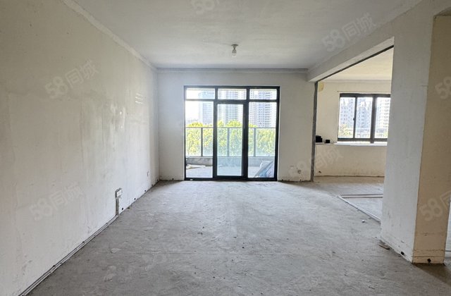 盛世雍景园3室2厅132㎡127万二手房图片