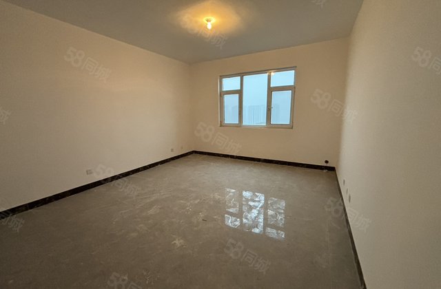 商品房里  的！带储新房未住！城市之尊颐馨园东昌华庭月亮湾