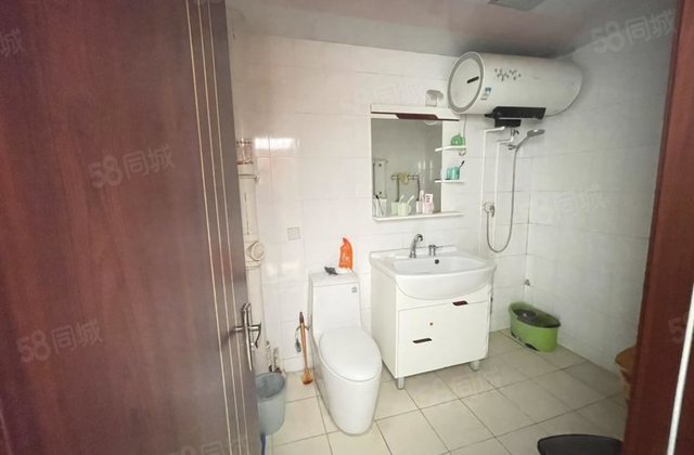 市委对过育新苑多层3楼170平  中央帝景 中央丽都园东小区