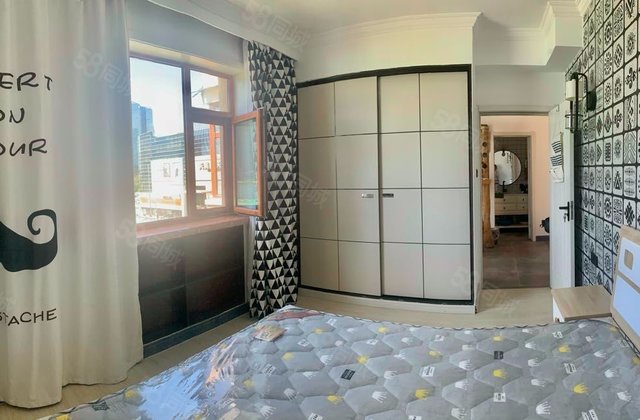 腾龙苑1室2厅59.75㎡70万二手房图片