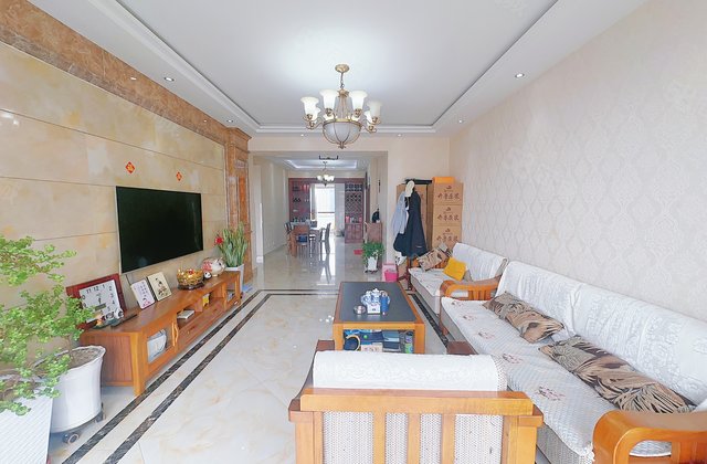 天誉国宝2室2厅130.04㎡118万二手房图片