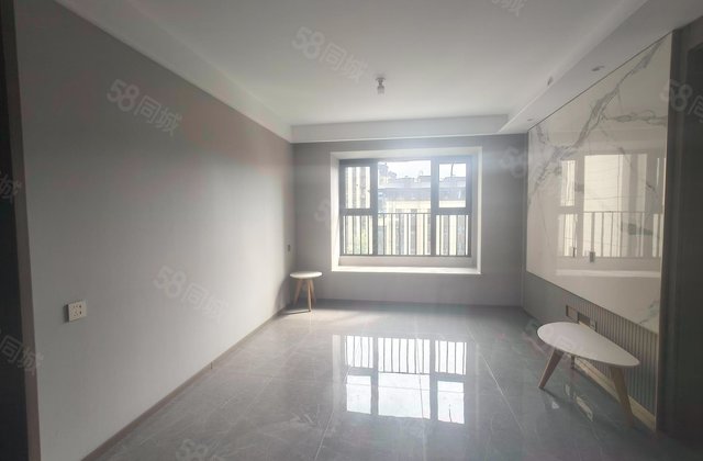 龙湖云河砚3室1厅91.39㎡276万二手房图片