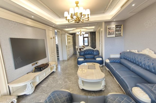 聆海御园4室3厅217㎡189万二手房图片