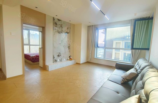 君地天城2室2厅81.3㎡40万二手房图片