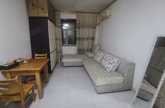 实验，东户带车位储藏室，南北通透，房东急售