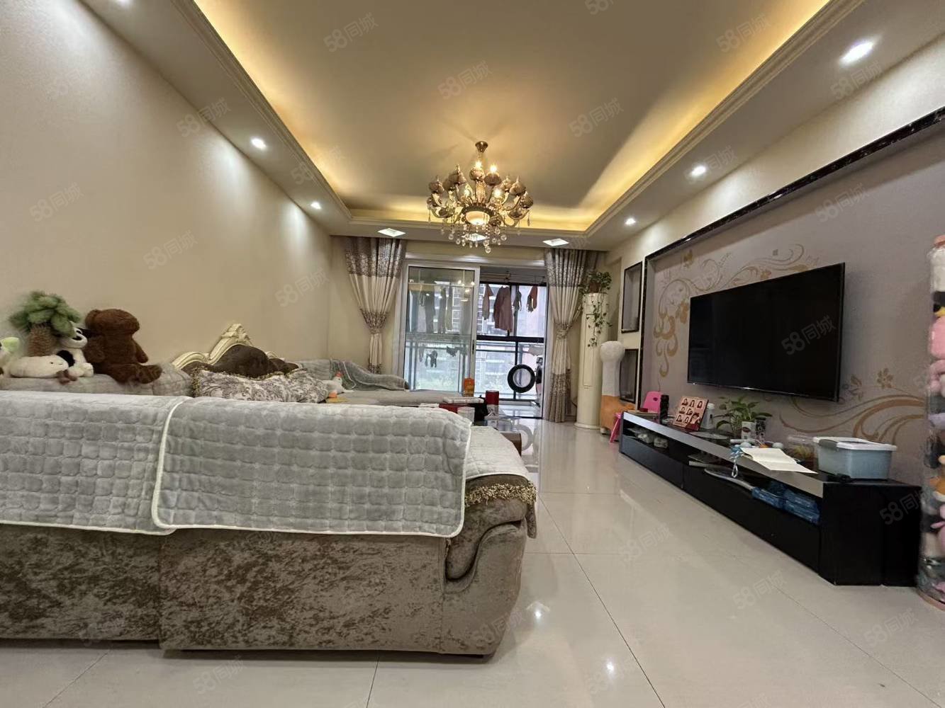 盛世东城4室2厅2卫141㎡南北59.8万