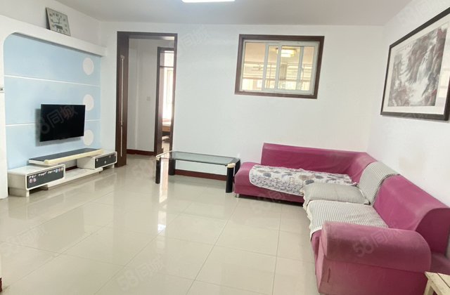 水晶城 汽车站东 90平院子 中华苑旁 地暖 房龄新 有钥匙