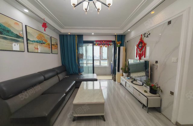 捡  丶带储，新一中外国语，随时看房，性价比很高，急售急售。