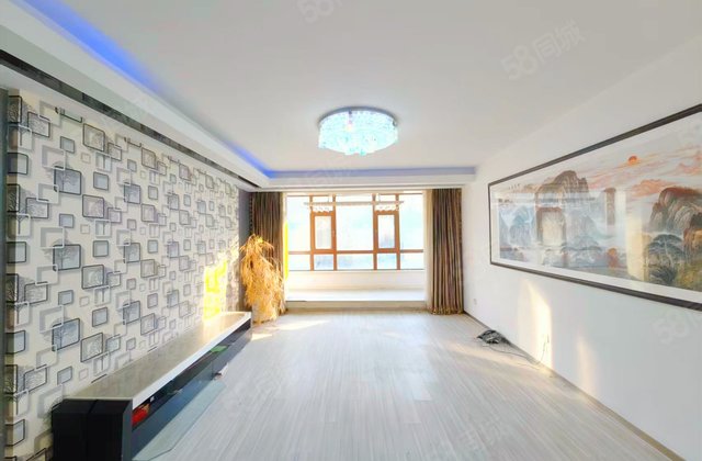 万嘉花园(一期A区)3室2厅133.26㎡68万二手房图片