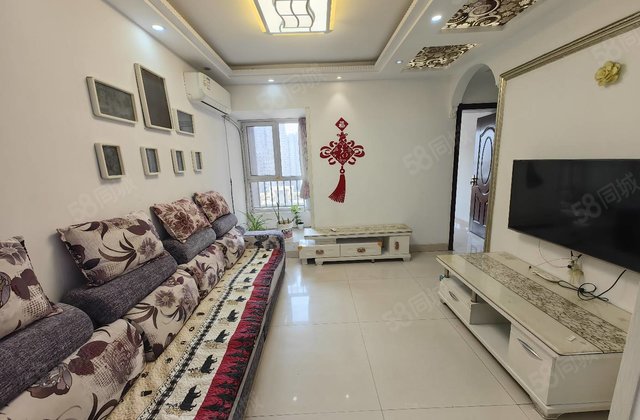 水岸花语 温馨2居室 过渡刚需很合适 压力小 费用低 免大税