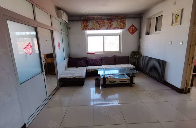 金城小区，站北花园，柳泉花园，区妇幼附近，高楼层，诚心出售