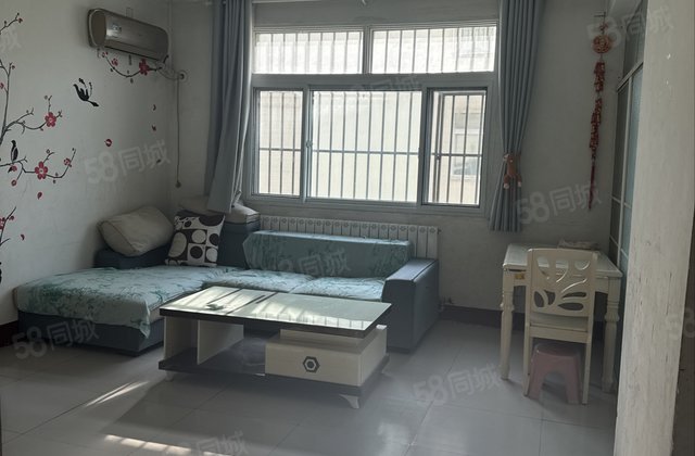 颐馨园一期 出行方便 中间好楼层 正规商品房 小三居