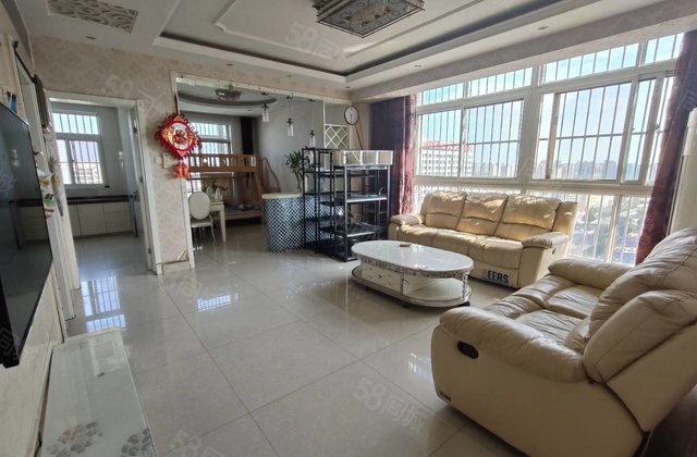 区妇幼，阳明实验城市之尊，云阳雅轩电梯三室东边户，送储车位