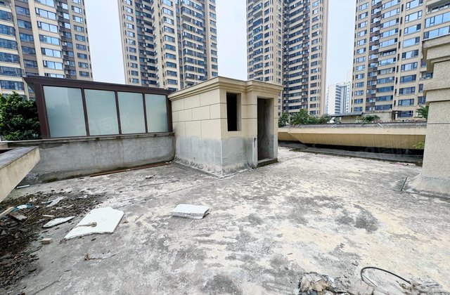 保利大都汇君汇4室2厅149.58㎡368万二手房图片