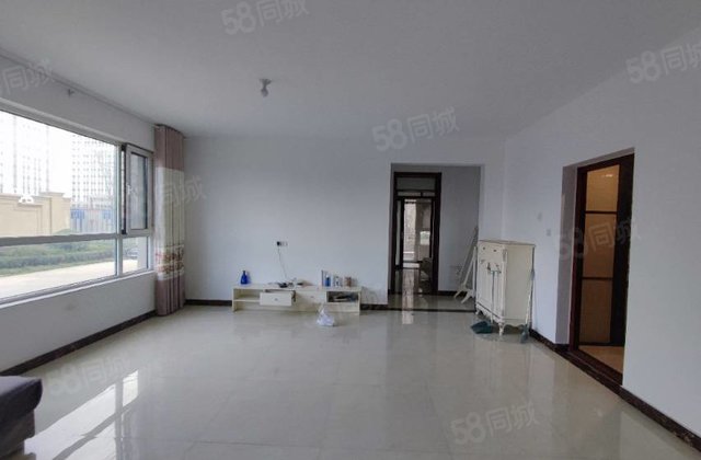 民生凤凰城2号院 房龄新 南北通透 商品房 小三居 环境好