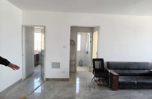 急售水城悦府小区 卫育北路 户型很好 价格不高