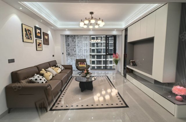 彰泰中央城(灵川)4室2厅121㎡49.8万二手房图片