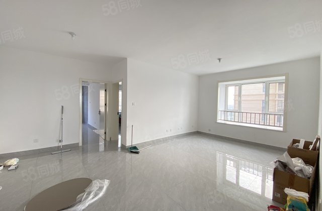 香江 高楼层视野好 电梯房 次新房 商品房 南北通透 双卫