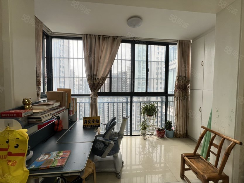 兴丽城C区3室2厅2卫131.21㎡南北52.8万