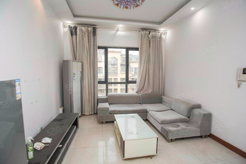 商品住宅 出行方便 满五 双卫格局,普罗旺世塞纳维斯-郑州58同城