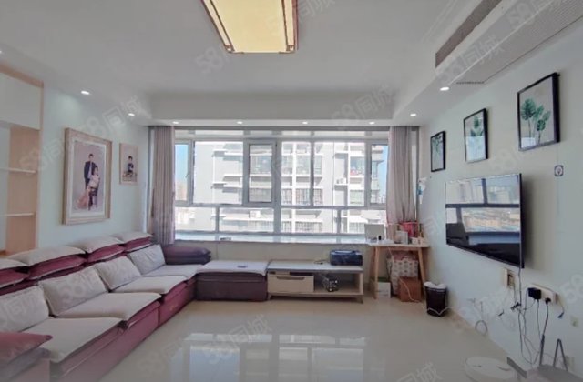 金柱月亮湾C区 朝南 小三房 商业配套成熟 交通便利 价格可议