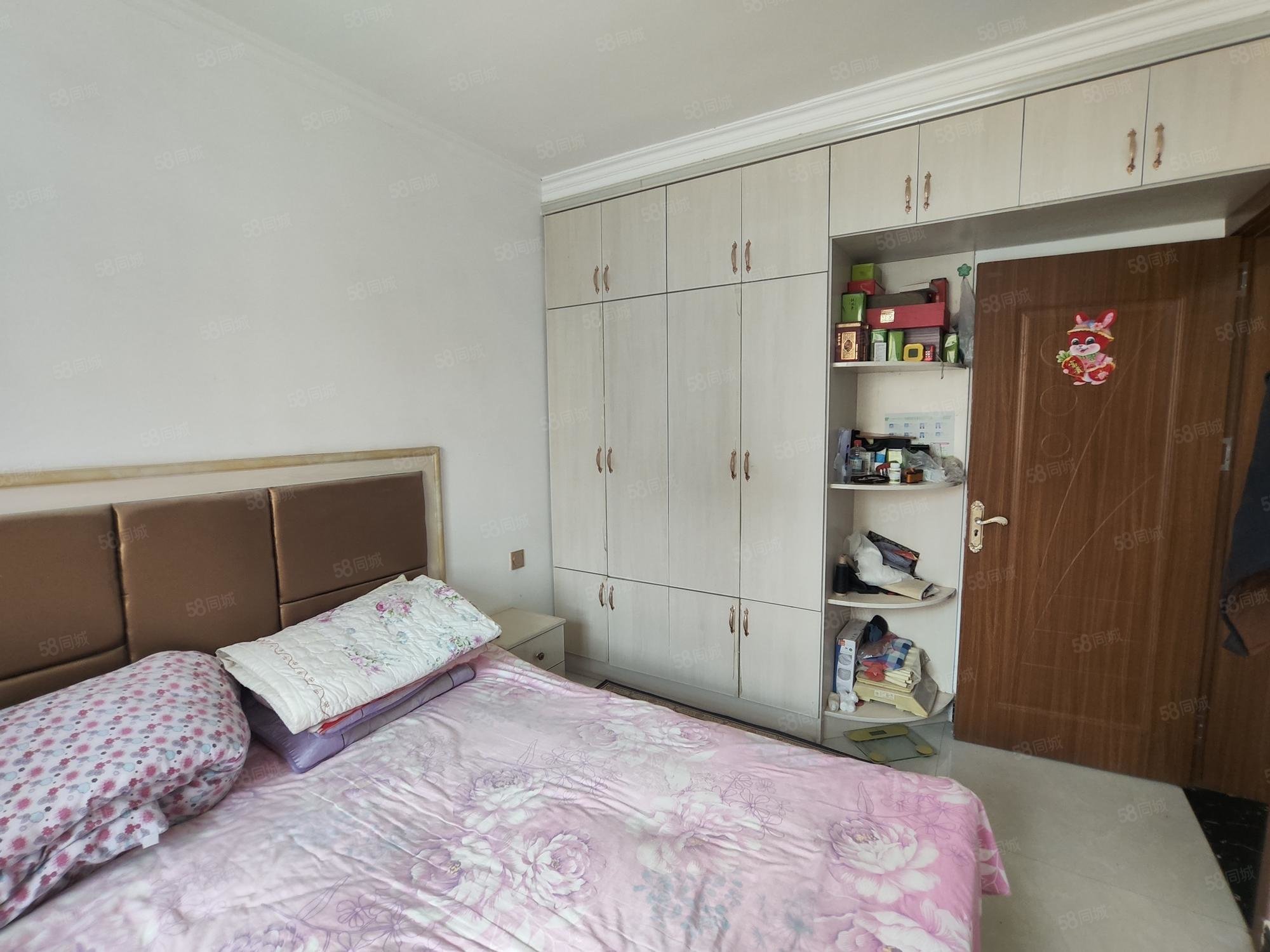 福泉人家3室2厅1卫101.12㎡东33.8万