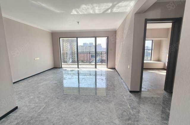 碧桂园云麓九里 医疗配套成熟 双卫 商业配套成熟 停车方便