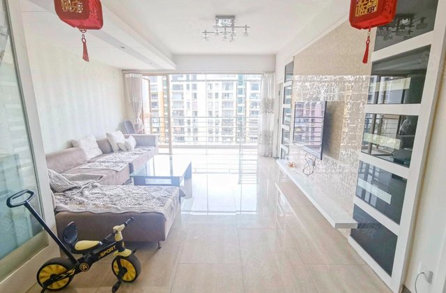 凤凰城3室2厅135.71㎡150万二手房图片