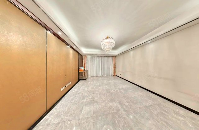 蓝光雍锦世家4室2厅142.4㎡580万二手房图片