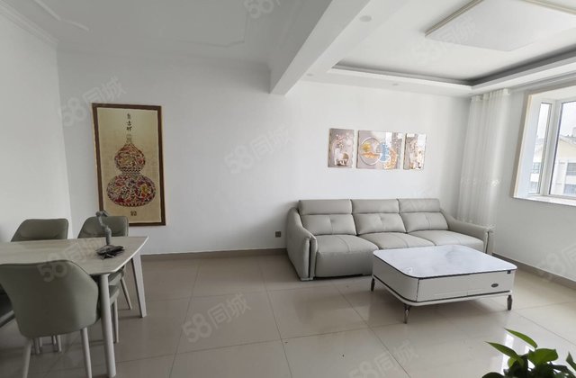 急售二中大学城旁，精装三室两厅，免大税，带储藏室