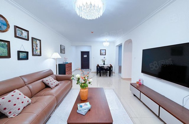 度假区望岳逸景一中外国语实验 有电梯 南北通透 次新房 满二