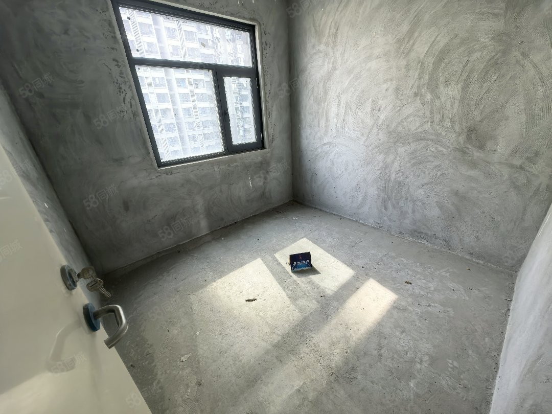 常隆花园3室2厅1卫101㎡南北46.8万