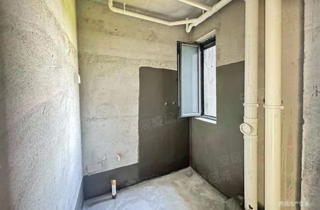 澄江广场2室1厅75㎡52万二手房图片