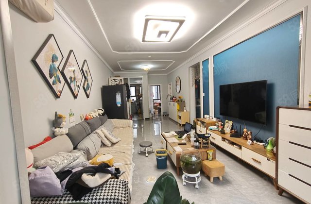 徒骇河旁 2020年小区 锦绣学府三室边户精装修 免大税送储