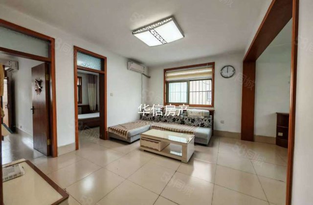 党校，电视台，中间楼层边户好户型110平64万，有储有车位