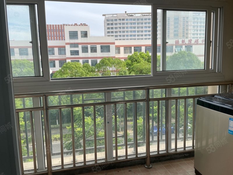 民乐城丽园南园2室2厅1卫82㎡南北230万