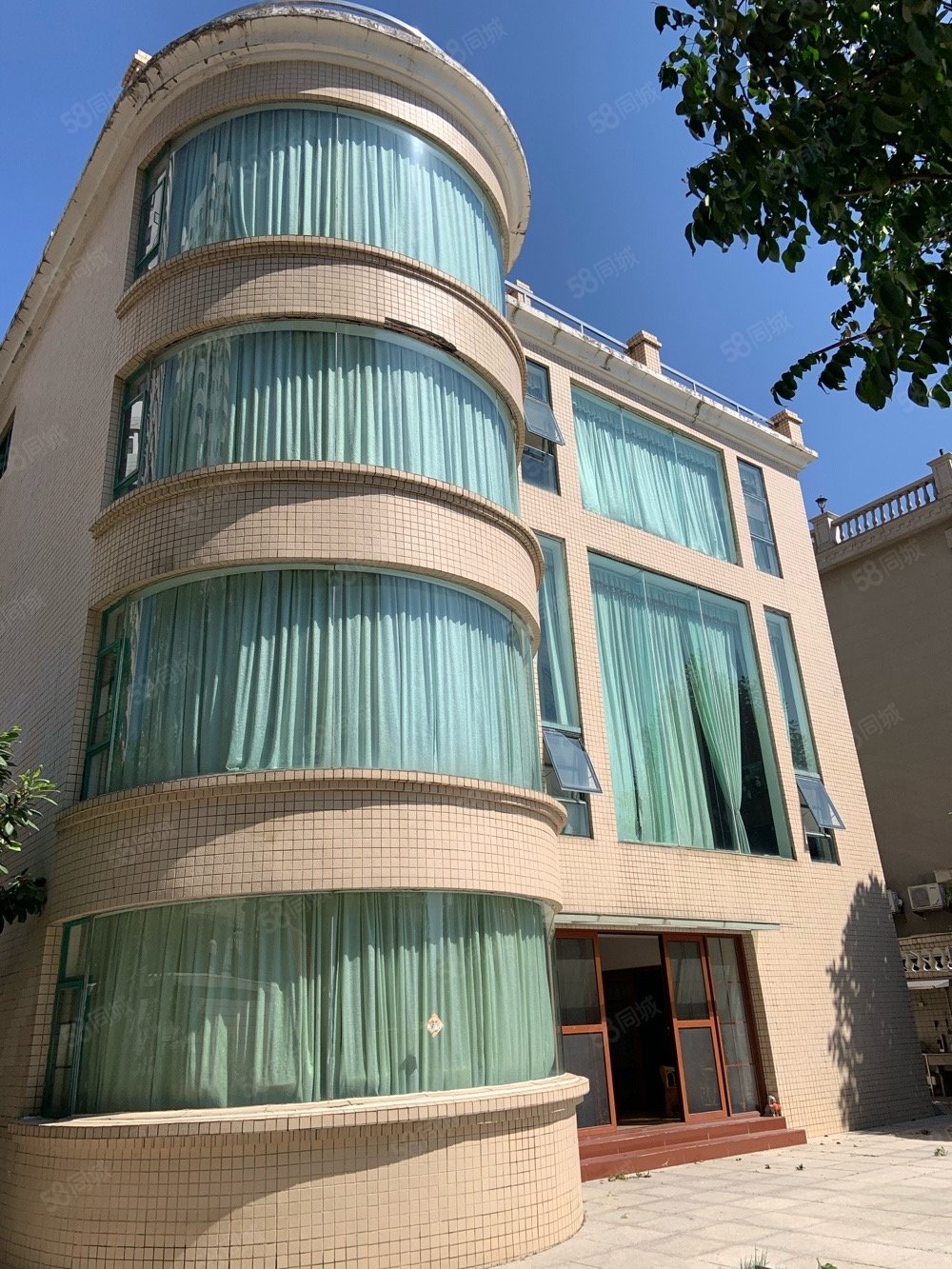 看海九州海湾花园独栋4层别墅售4980万7房3厅