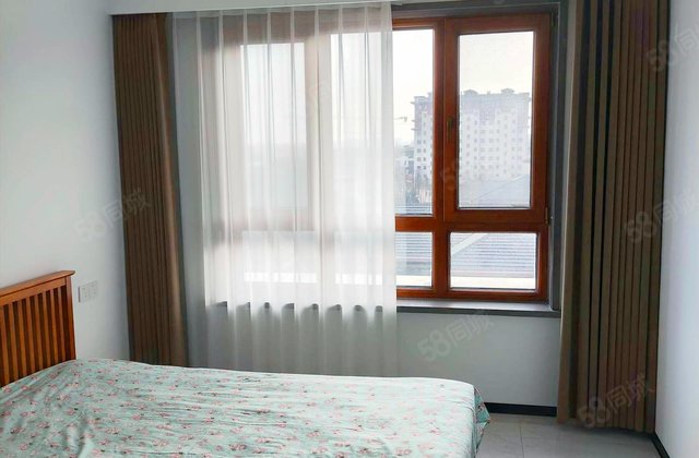 国信南山森林海4室2厅203.09㎡90万二手房图片