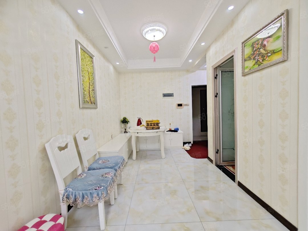 天麟汇景园2室2厅1卫78㎡南北59万