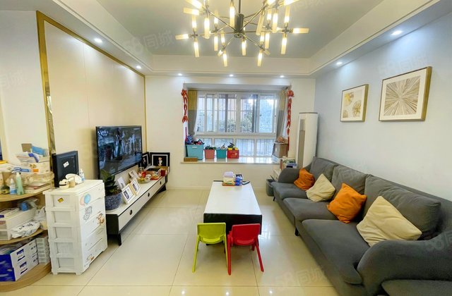 格调城3室2厅88.29㎡75万二手房图片