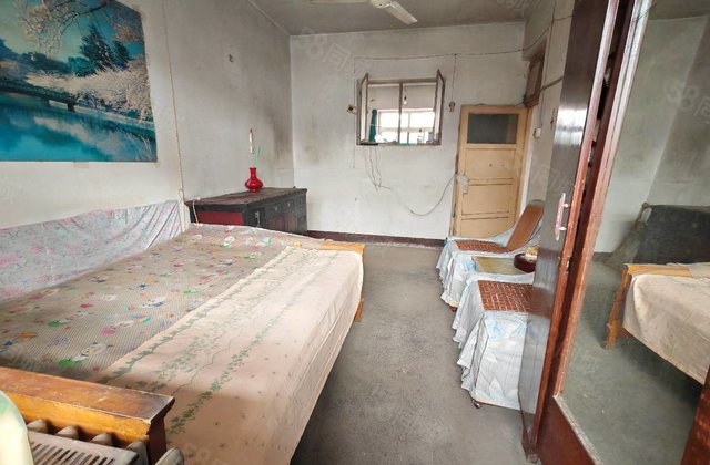 联新里3室1厅64㎡78万二手房图片