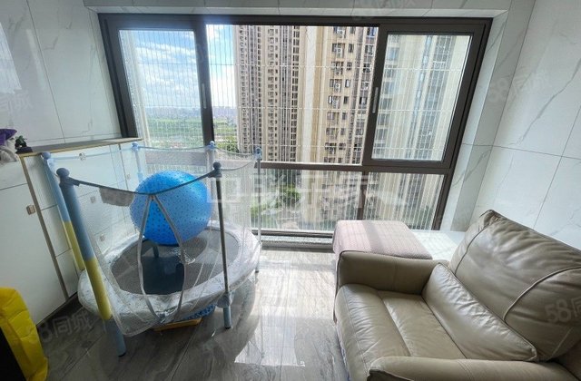 正荣府3室2厅99.47㎡145万二手房图片