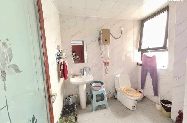 皓顺华悦城3室2厅124㎡75万二手房图片