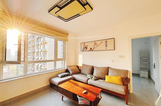 望岳佳苑 东边户精装三室 图书馆旁