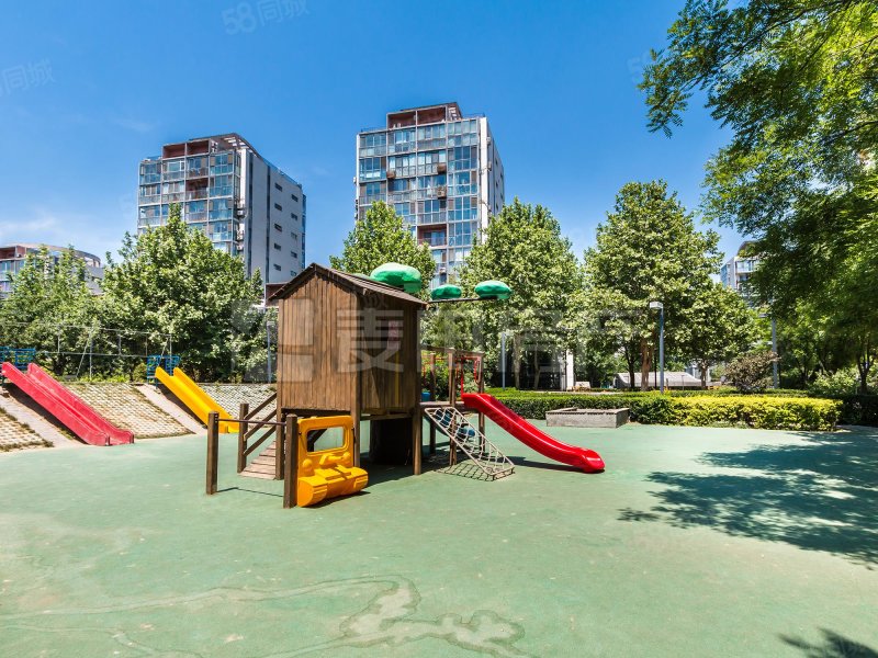 酈城(三區(qū))2室2廳1衛(wèi)100.27㎡南北810萬